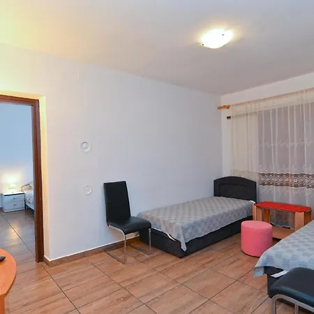 Fuer 4 Personen Ca 80 Qm In Stinjan, Istrien Istrische Riviera Apartamento Štinjan