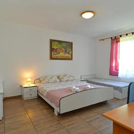 Fuer 4 Personen Ca 80 Qm In Stinjan, Istrien Istrische Riviera