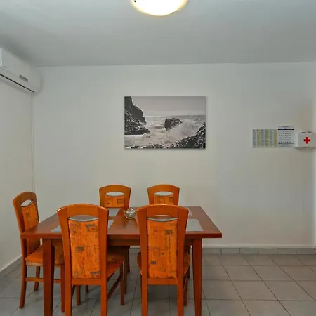 Fuer 4 Personen Ca 80 Qm In Stinjan, Istrien Istrische Riviera *